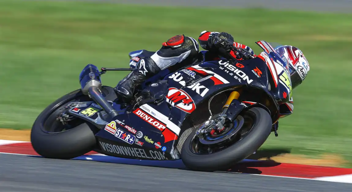 Suzuki motorcycles and off-road heritage header